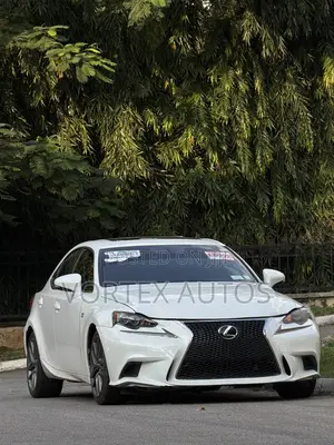 Lexus IS 300 AWD 2016 White