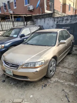 Honda Accord 2.0 Sport Automatic 2002 Gold
