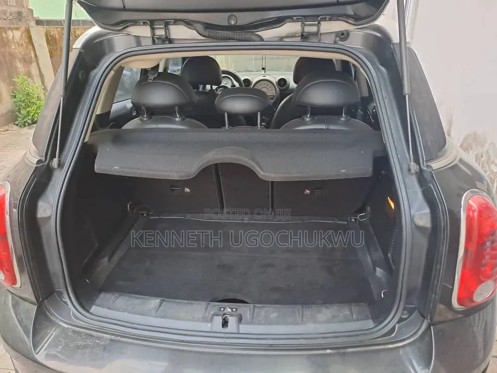 Mini Cooper 2012 Black