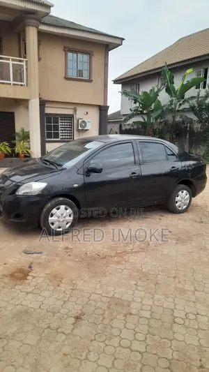 Toyota Yaris 2009 Black