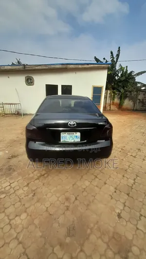 Toyota Yaris 2009 Black