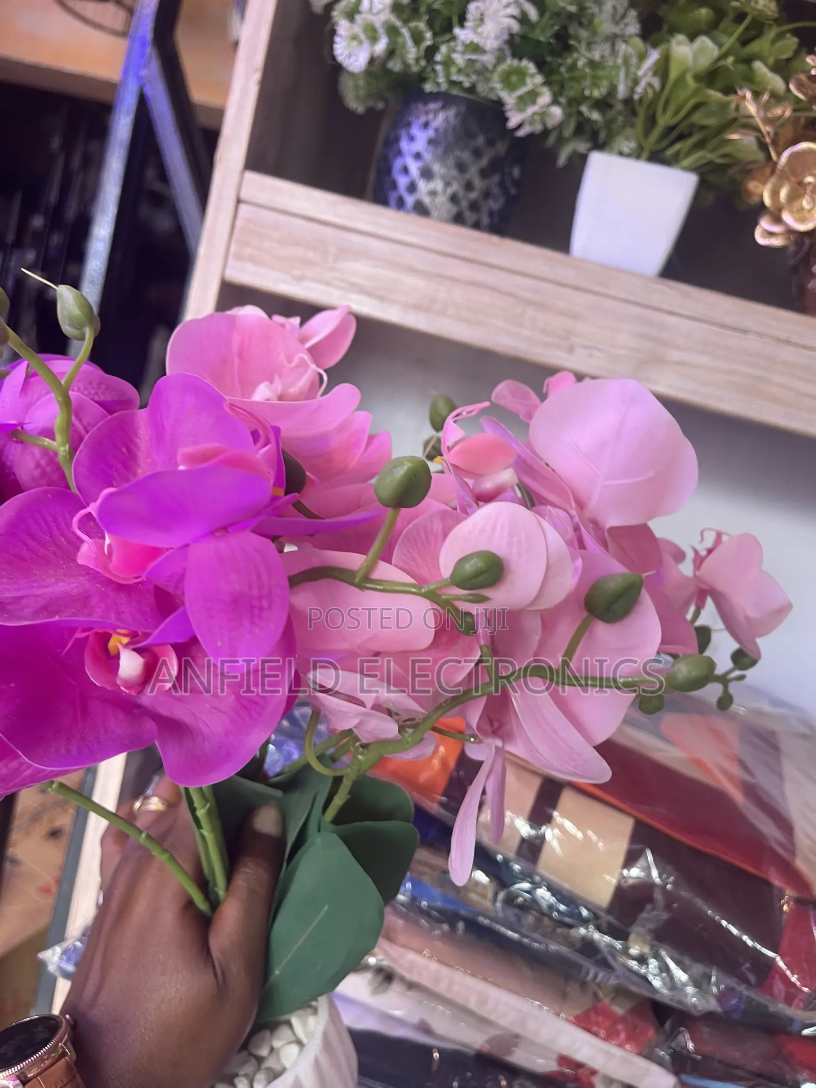 Modern Decorative Flower With Vase