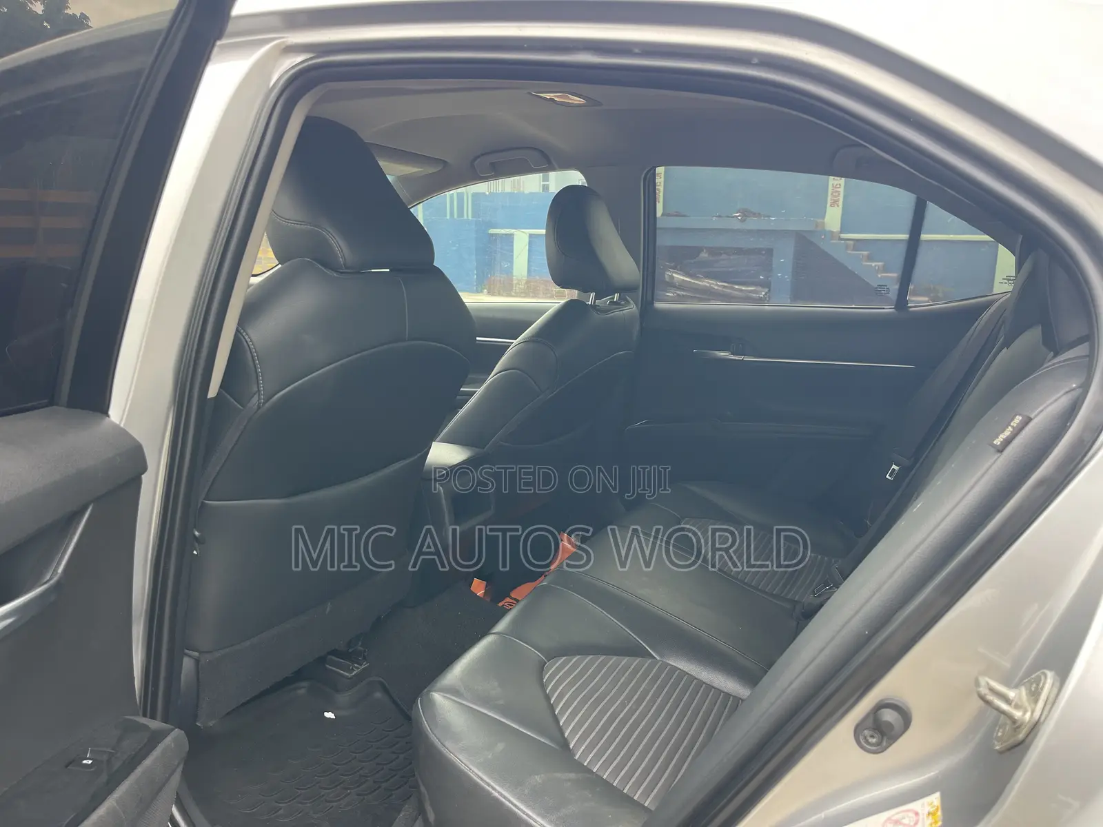 Toyota Camry 2019 Silver