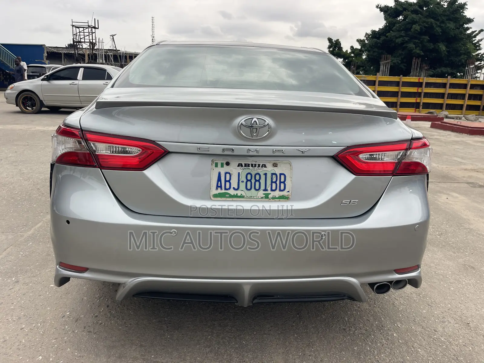 Toyota Camry 2019 Silver