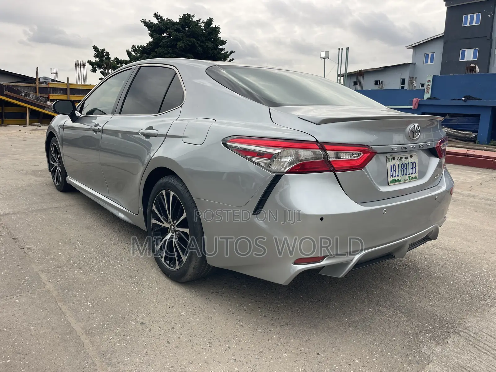 Toyota Camry 2019 Silver