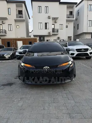 Toyota Corolla XLE 2020 Black