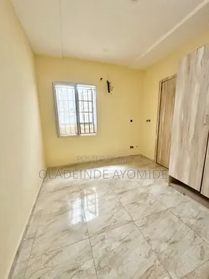 Mini Flat in Royal Pine Gate 1, Chevron for rent