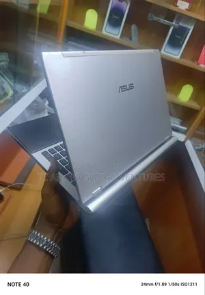 Laptop Asus U56E 8GB Intel Core i5 HDD 500GB
