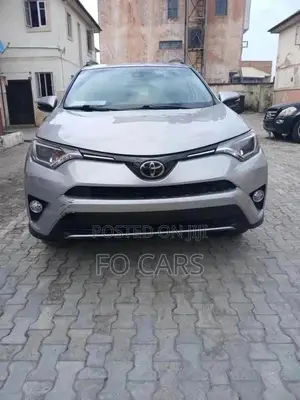Toyota RAV4 XLE AWD (2.5L 4cyl 6A) 2017 Gray