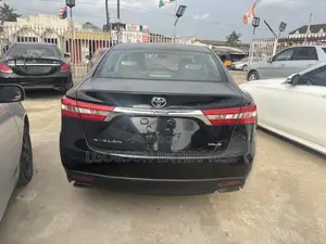 Toyota Avalon XLE 4dr Sedan (3.5L 6cyl 6A) 2014 Black