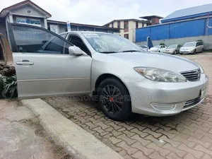 Toyota Camry 2006 Silver