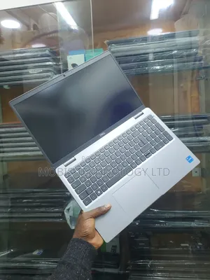 Laptop Dell Latitude 5540 16GB Intel Core i5 SSD 512GB