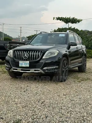 Mercedes-Benz GLK-Class 2010 Black