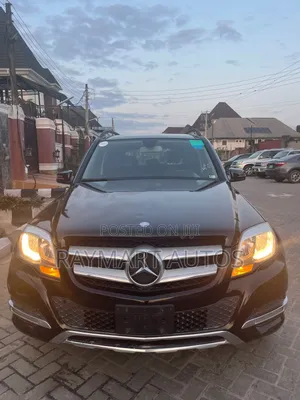 Mercedes-Benz GLK-Class 2014 Black