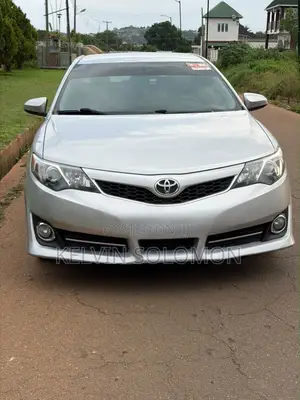 Toyota Camry SE Sport 4dr Sedan (2.5L 4cyl 6A) 2014 Silver