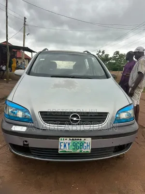 Opel Zafira 1999 Silver