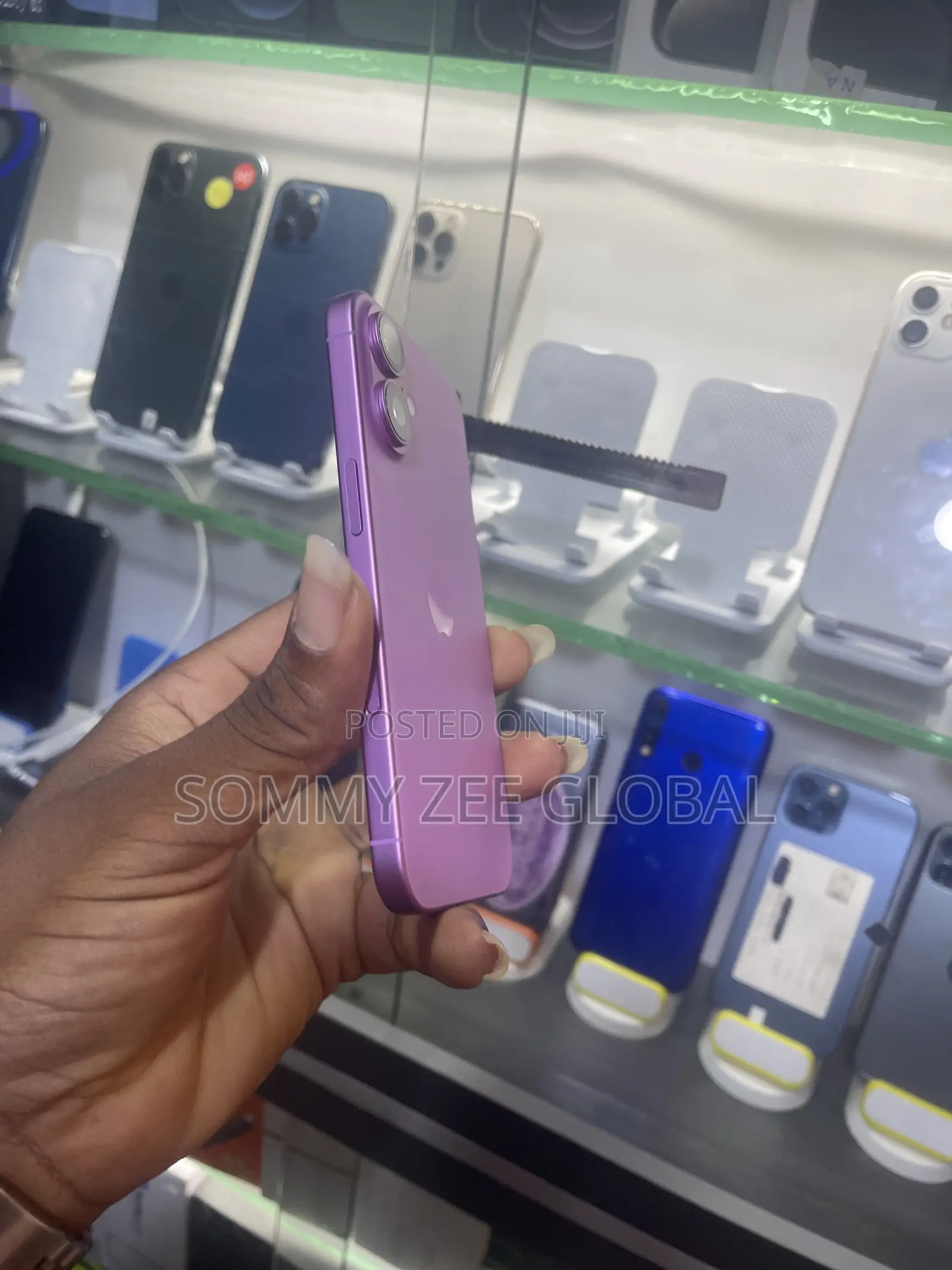 Apple iPhone 16 128 GB Pink