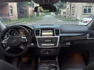 Mercedes-Benz M Class 2014