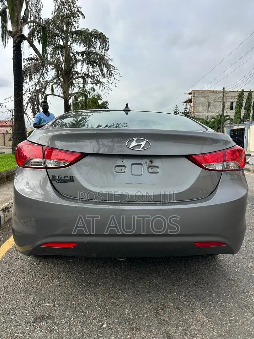 Hyundai Elantra 2013 Gray