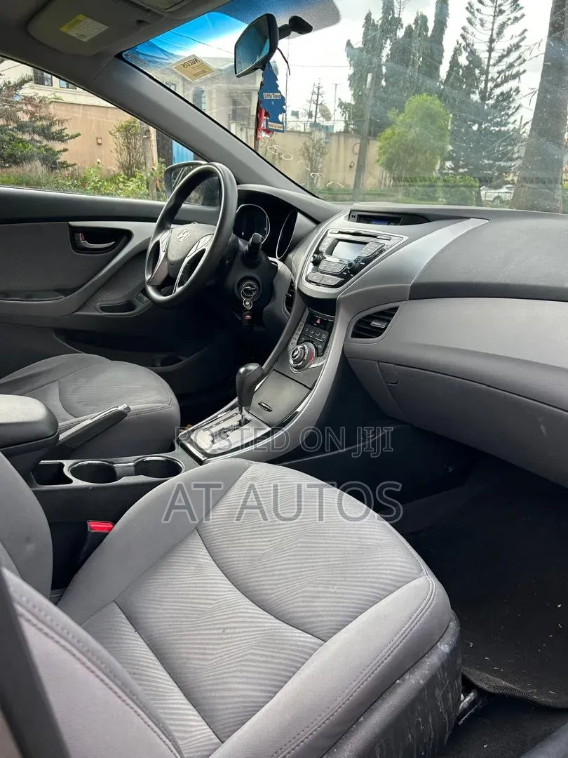 Hyundai Elantra 2013 Gray