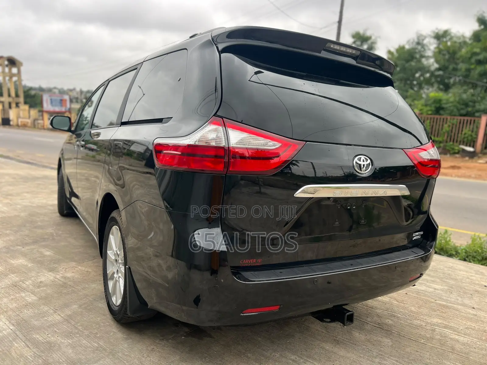 Toyota Sienna 2015 Black