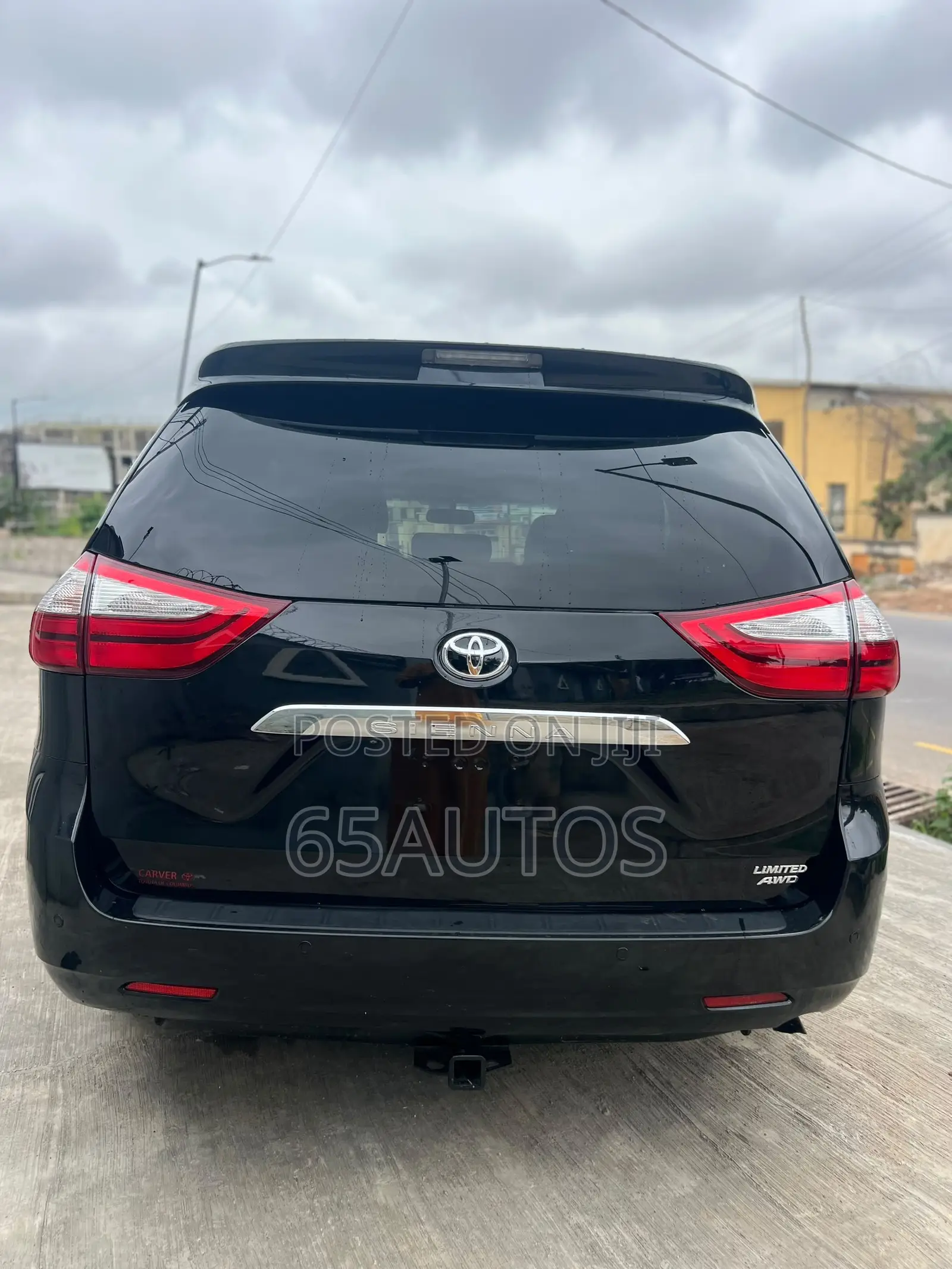 Toyota Sienna 2015 Black