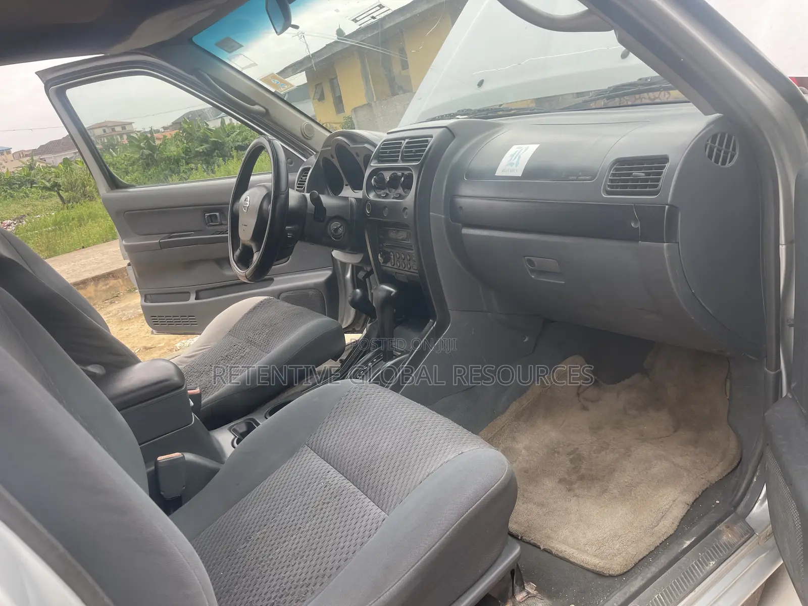Nissan Xterra 2004 Silver