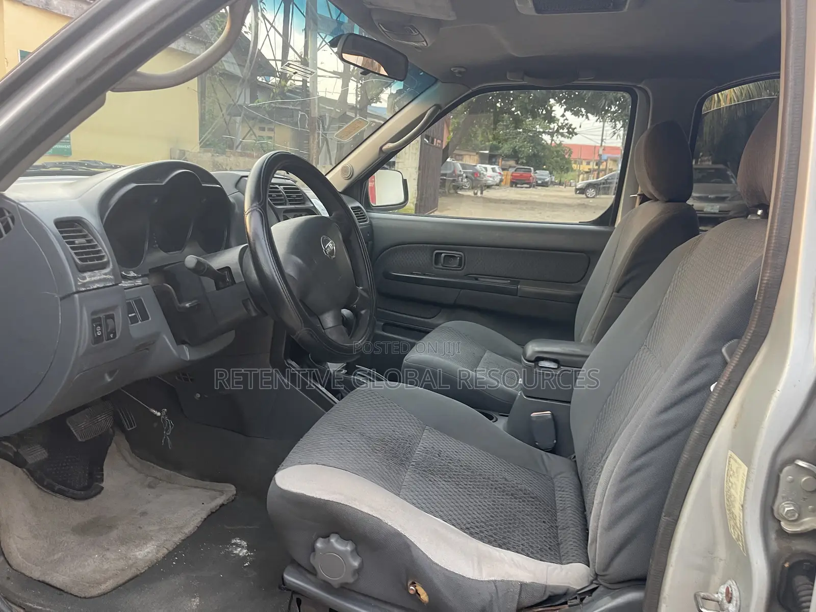 Nissan Xterra 2004 Silver
