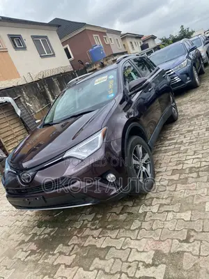 Toyota RAV4 2018 Beige