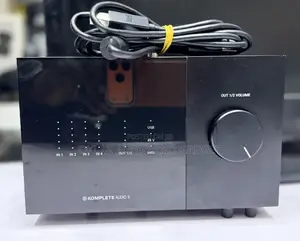 Native Instrument Komplete Audio 6 Audio Interface ( 6 in 6 Out)