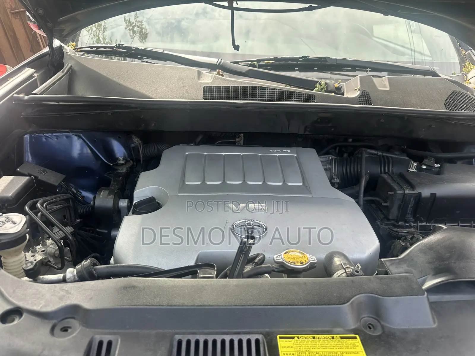 Toyota Highlander SE 2011 Blue