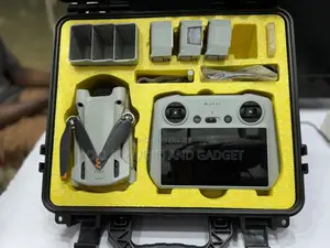 Dji Mini 3 Pro Flymore Combo With 3 Batteries and Hardcase (Used)