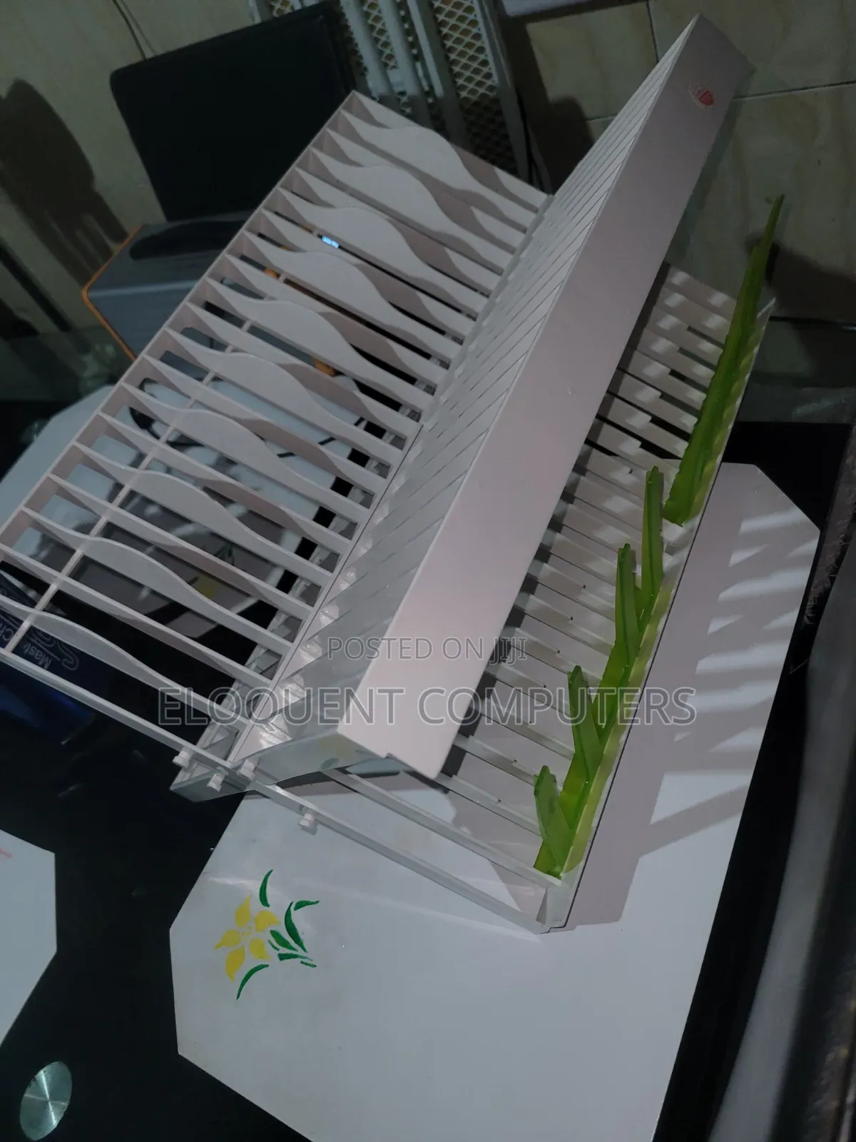 Qasa Foldable Plastic Dish Drying and Plate Rack,