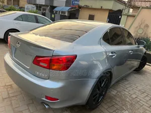 Lexus IS 350 2007 Blue