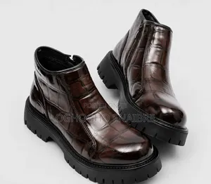 Embossed Glossy Chelsea Ankle Boots – Chunky Anti-Slip Platform Sole