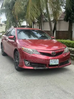 Toyota Camry 2013 Red