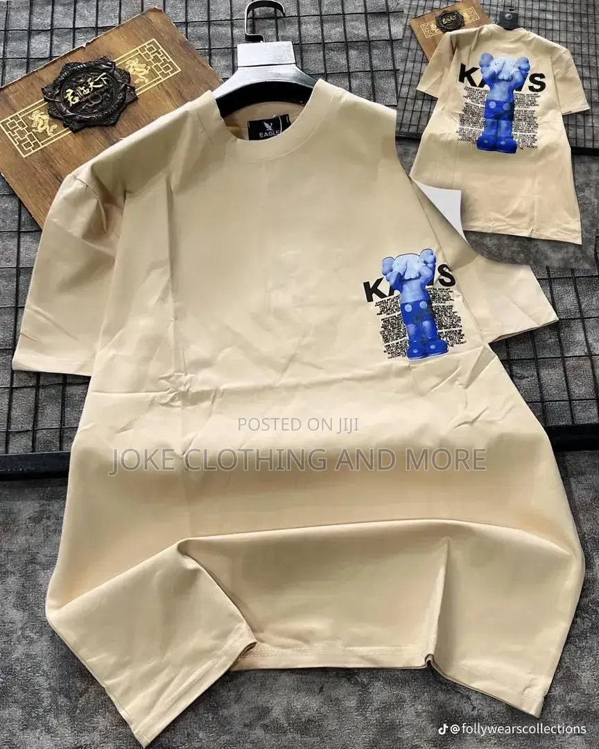 Mens Round Neck Wears
