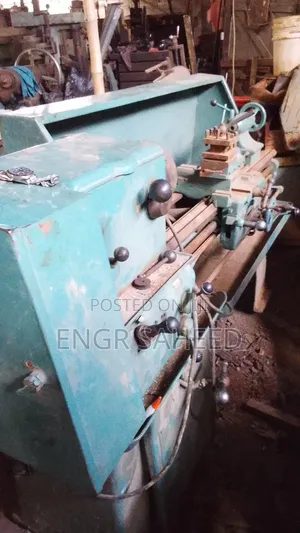 One Meter Lathe Machine