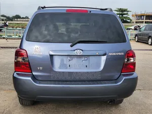 Toyota Highlander Limited V6 2005 Blue