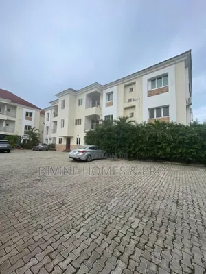 3bdrm Block of Flats in Jabi for rent
