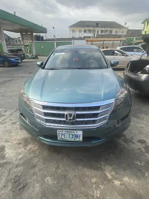 Honda Crosstour 3.5 AWD 2011 Green