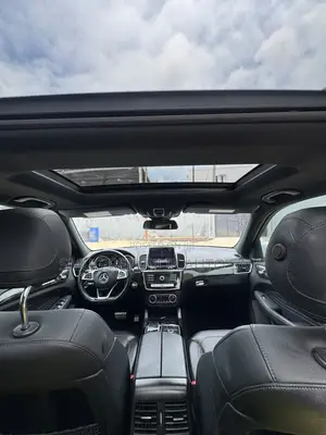 Mercedes-Benz GLE-Class 2018 White