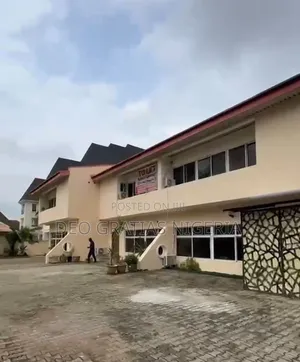 3bdrm Townhouse / Terrace in Estate, Maitama for rent