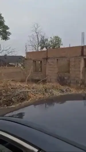 3bdrm Bungalow in Opposite Econet for sale