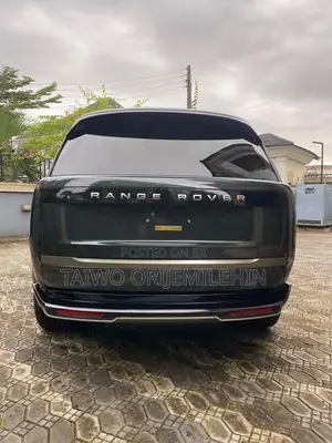 Land Rover Range Rover Vogue 2024 Black