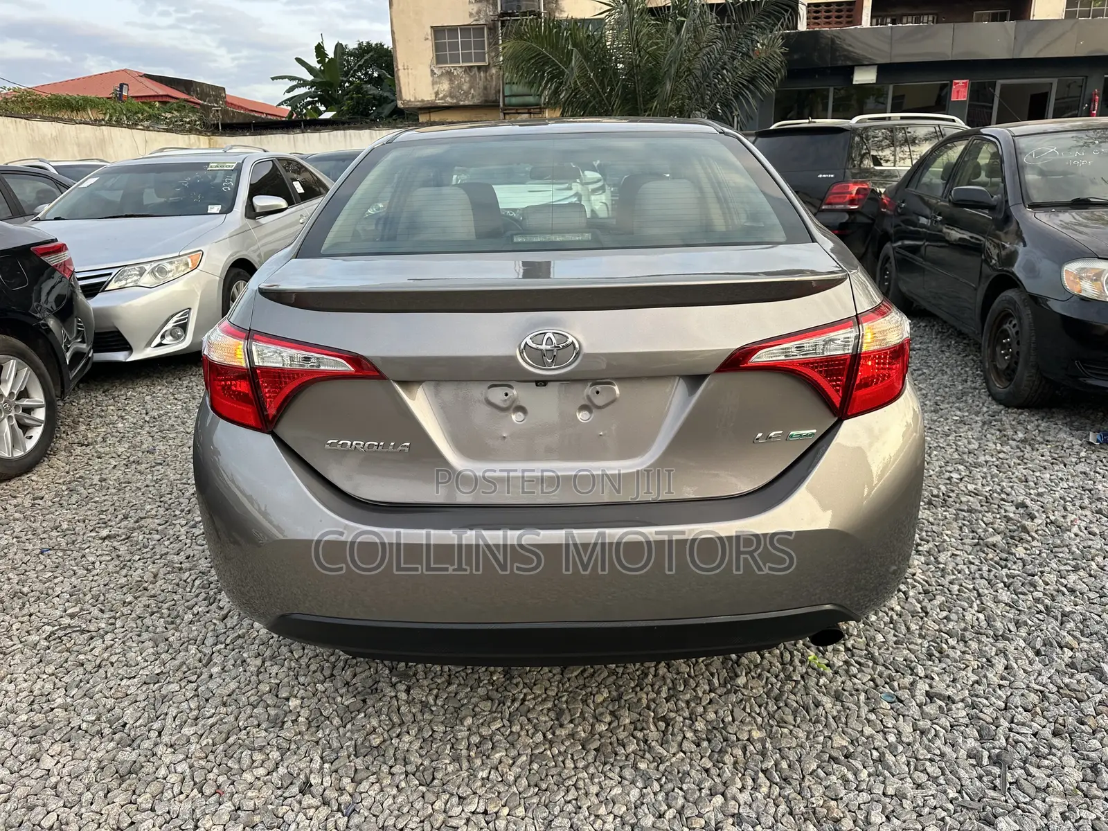 Toyota Corolla 2015 Brown