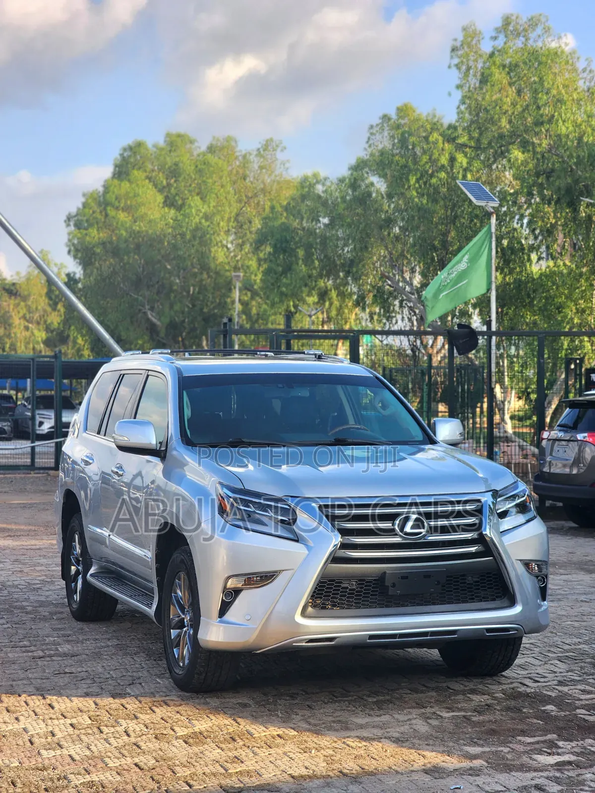 Lexus GX 460 Luxury 2016 Silver