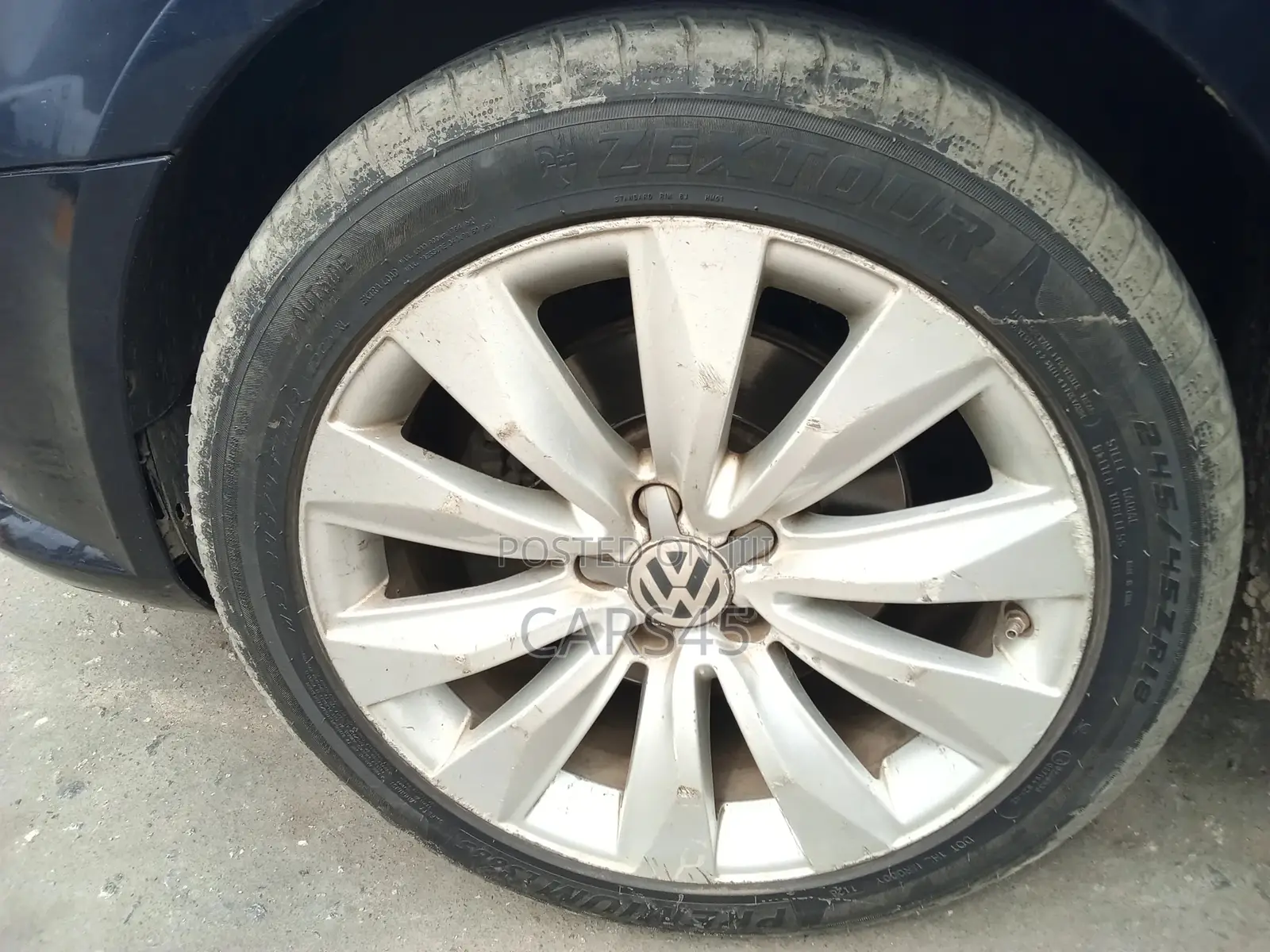 Volkswagen Passat 2012 Blue