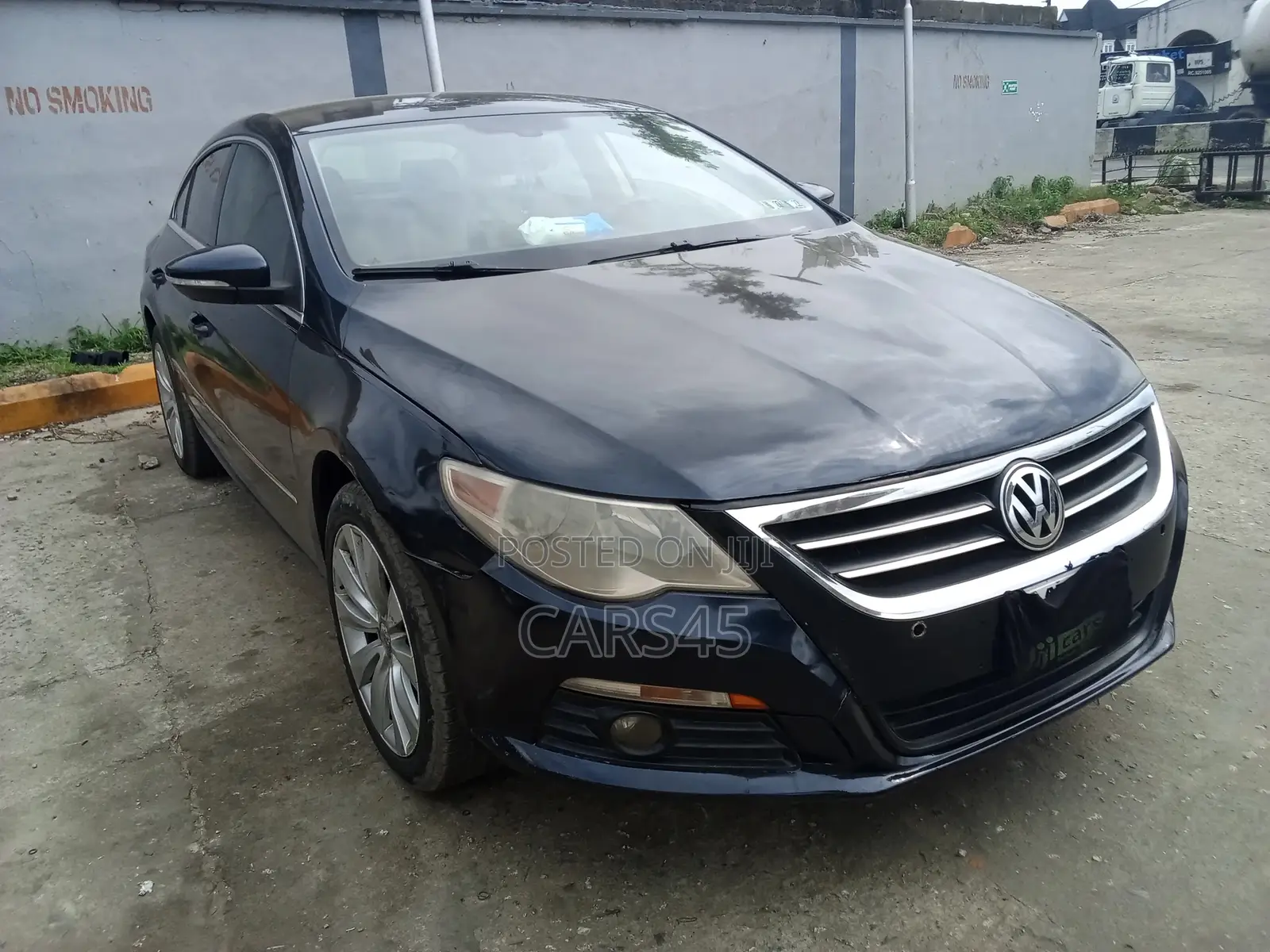 Volkswagen Passat 2012 Blue