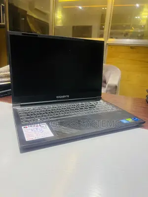 Laptop Gigabyte G5 16GB Intel Core i7 SSD 512GB